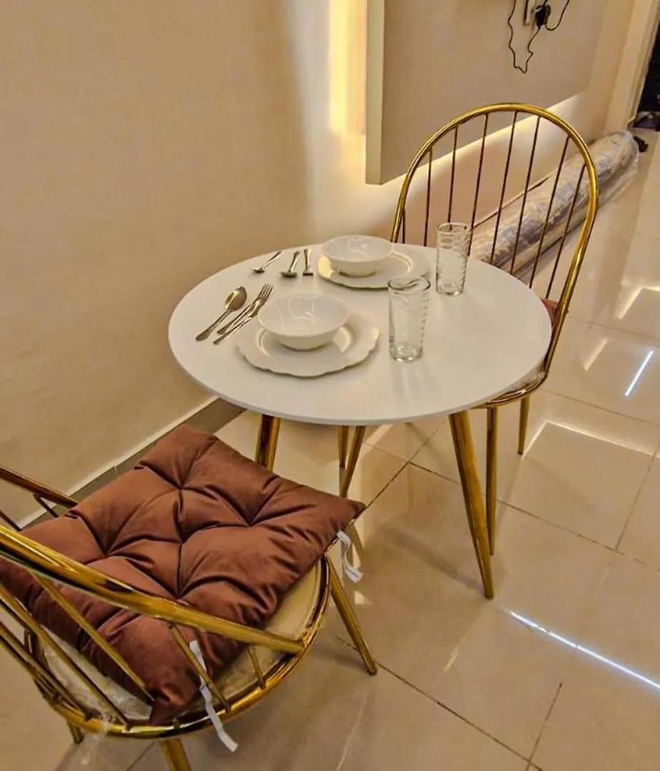 Madina Luxe Apartments - 7 Minutes To Haram By Car - Mount Uhud Views - Free Parking - Kitchen Medina Arábia Saudita