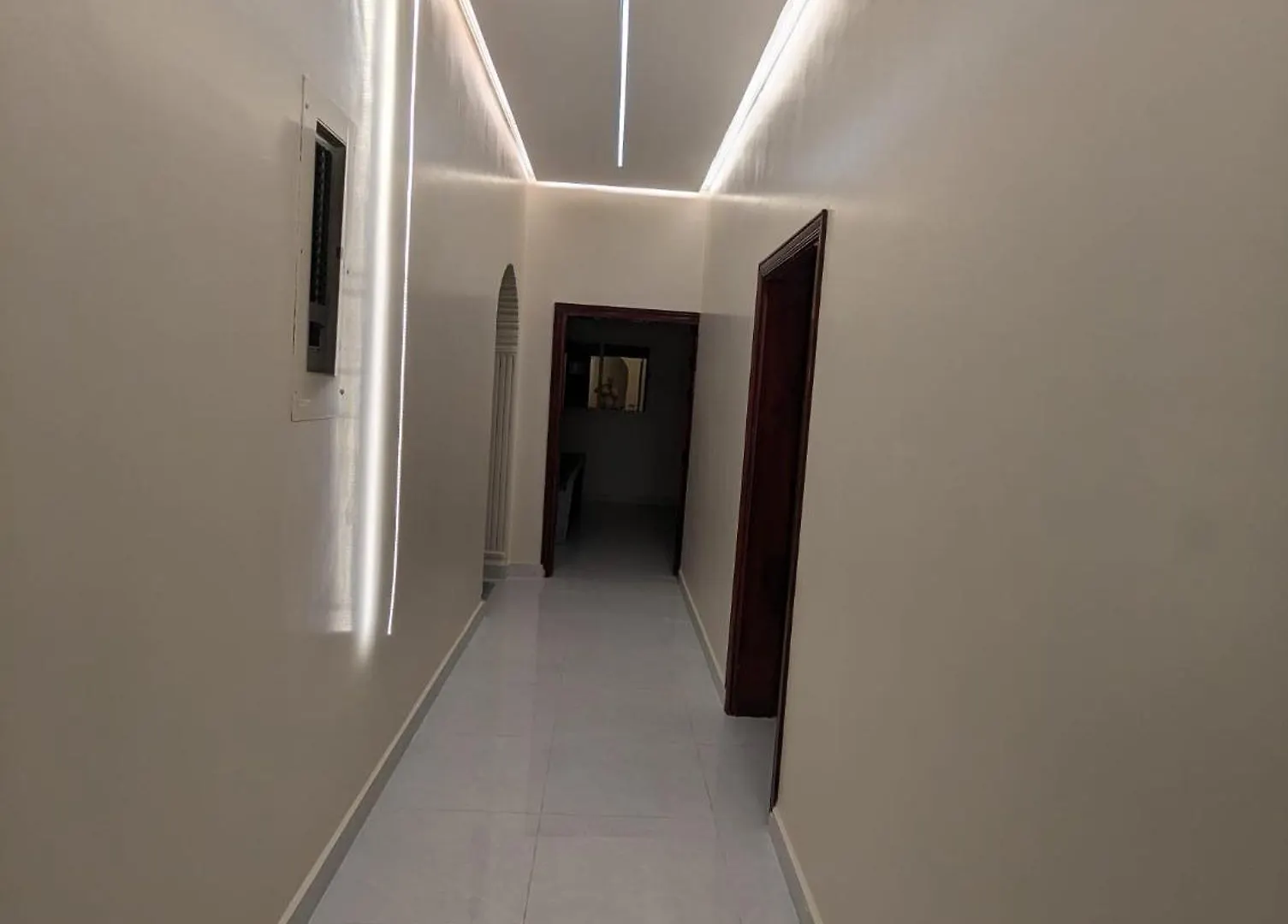 Madina Luxe Apartments - 7 Minutes To Haram By Car - Mount Uhud Views - Free Parking - Kitchen Medina 0*,  Arábia Saudita