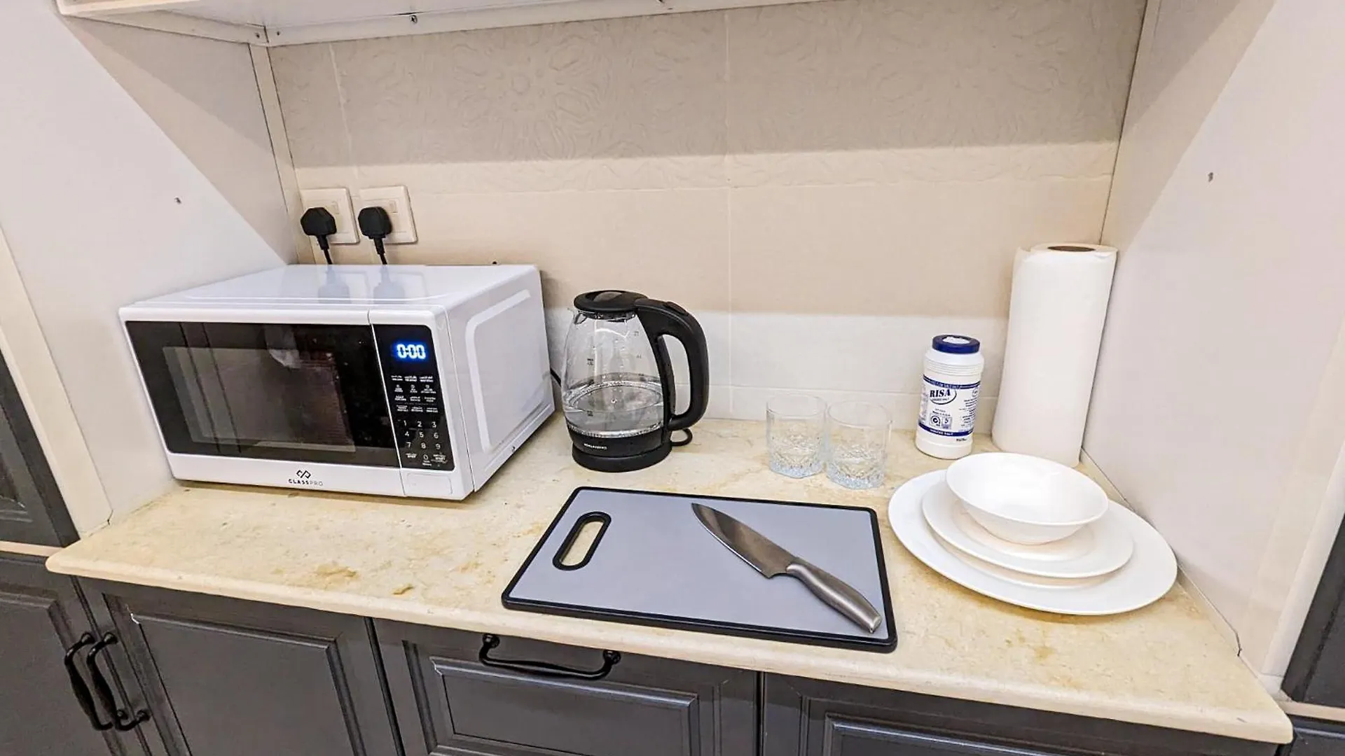Madina Luxe Apartments - 7 Minutes To Haram By Car - Mount Uhud Views - Free Parking - Kitchen Medine