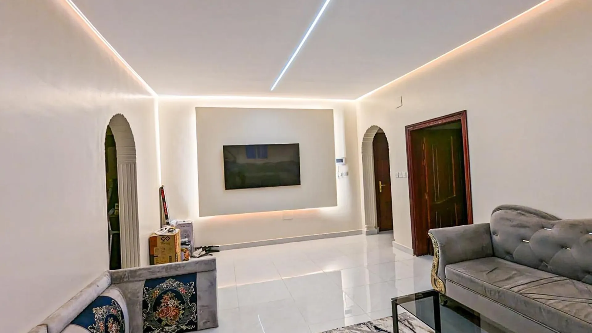 Madina Luxe Apartments - 7 Minutes To Haram By Car - Mount Uhud Views - Free Parking - Kitchen Medine