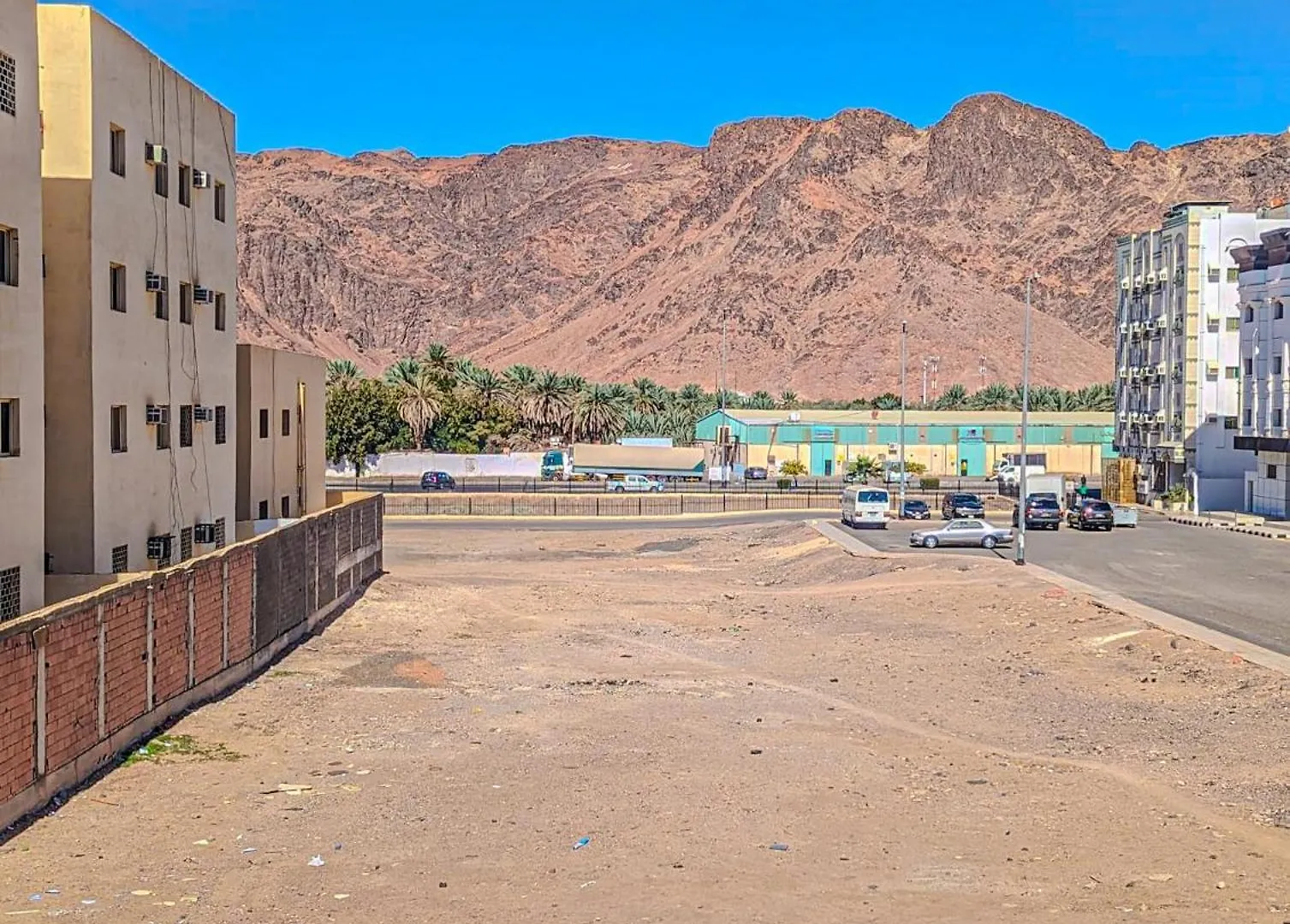 Madina Luxe Apartments - 7 Minutes To Haram By Car - Mount Uhud Views - Free Parking - Kitchen Medine Suudi Arabistan