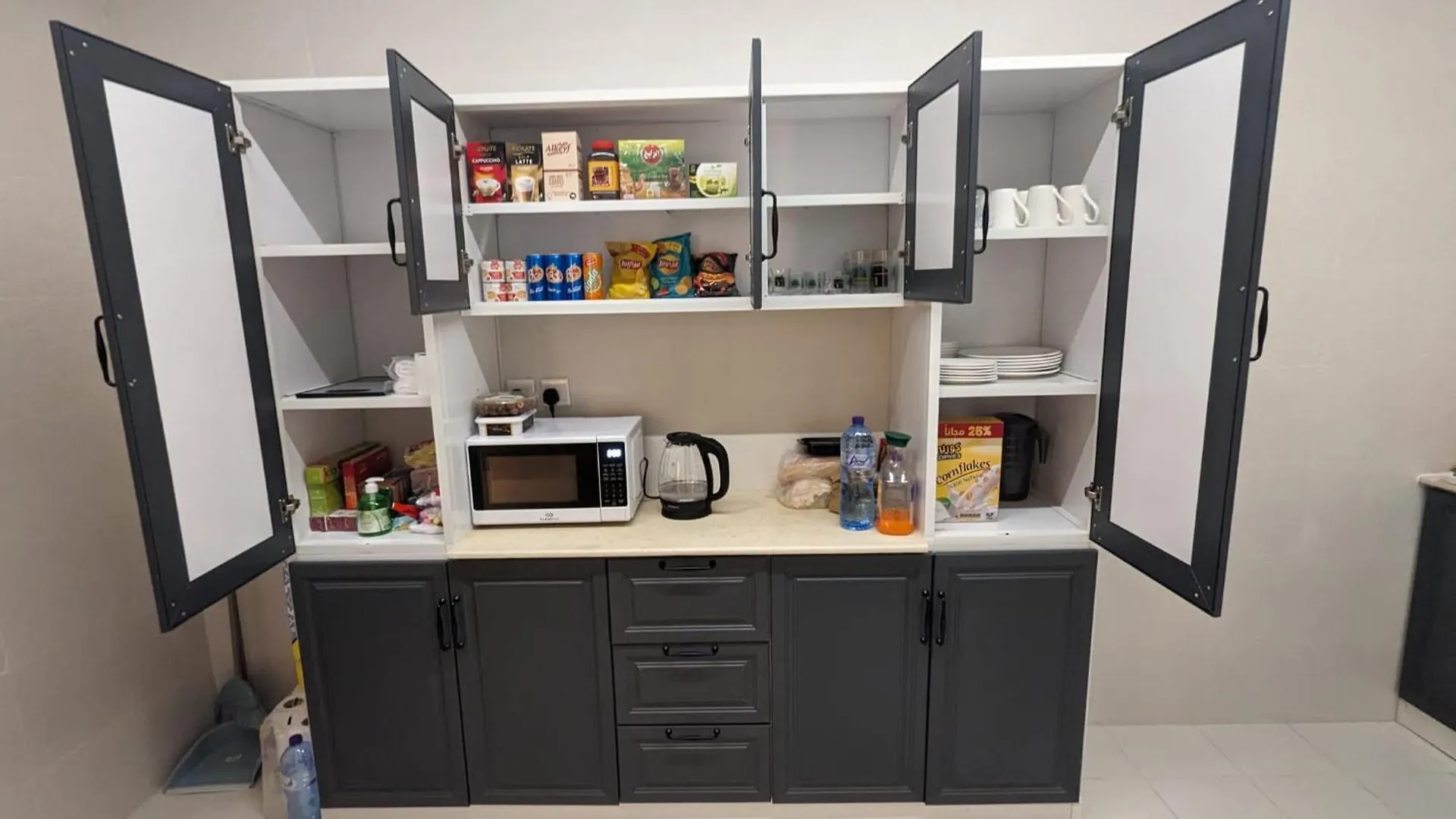 Madina Luxe Apartments - 7 Minutes To Haram By Car - Mount Uhud Views - Free Parking - Kitchen Medine